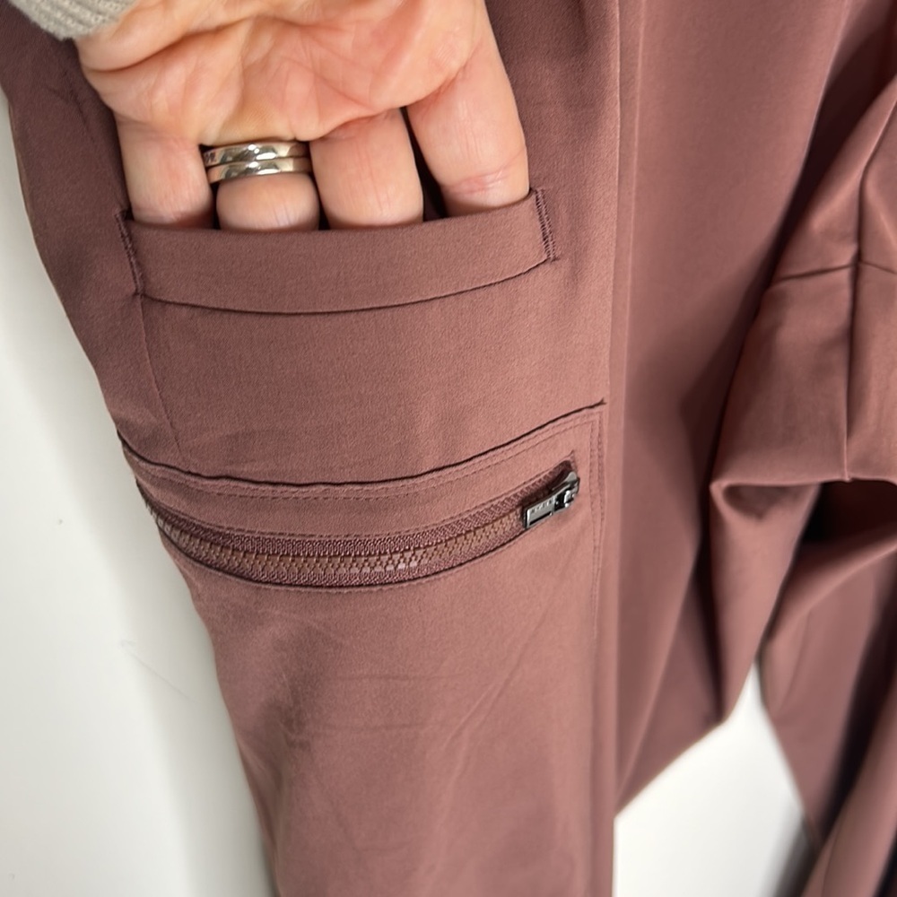 ATHLETA Venture Jogger Pant Hearth Rose Size 24 - Picture 8 of 16